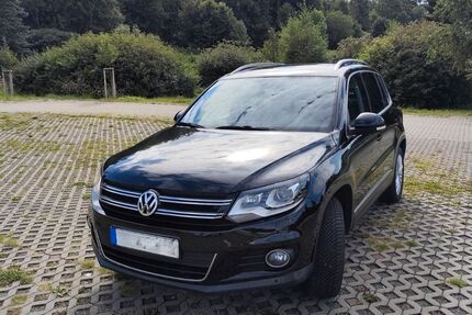 VW Tiguan 74.000 km 12.700 &euro; Olbernhau 09526