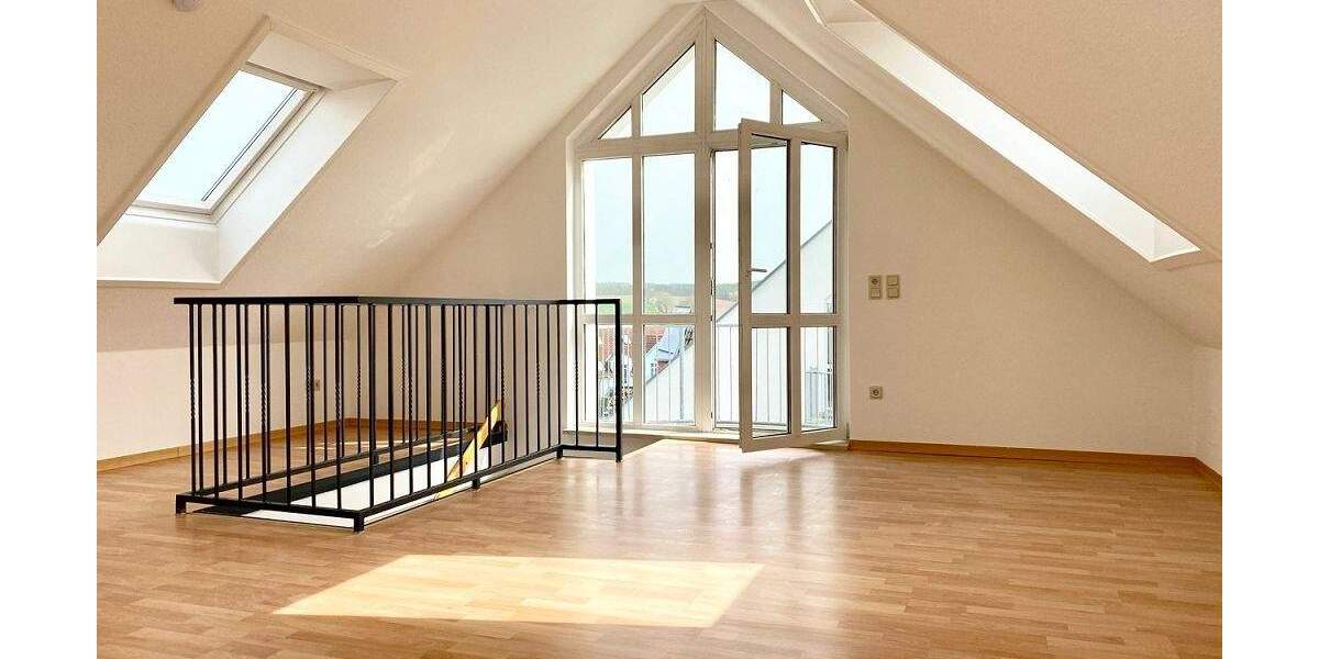 Helle 2-Raum-Maisonettewohnung mit Balkonen und herrlichem Fernblick in Frankenberg! 2 zimmer