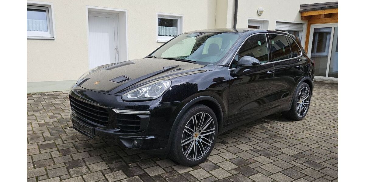 Porsche Cayenne 172.000 km 29.900 &euro; Mühlhausen 86444