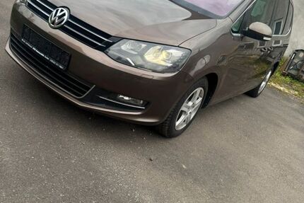 VW Sharan 231.425 km 9.400 &euro; Alsdorf 52477