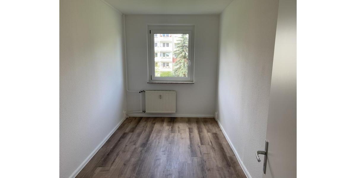 Etagenwohnung Gera Lusan - 5 Zimmer, 107 m&sup2;, 600&euro; | Angebot:26179983