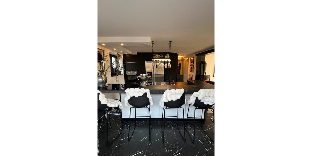 Erdgeschoßwohnung Stegaurach - 2.5 Zimmer, 88 m&sup2;, 315.000&euro; | Angebot:26251034