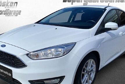 Ford Focus 90.689 km 9.900 &euro; Kaiserslautern 67663