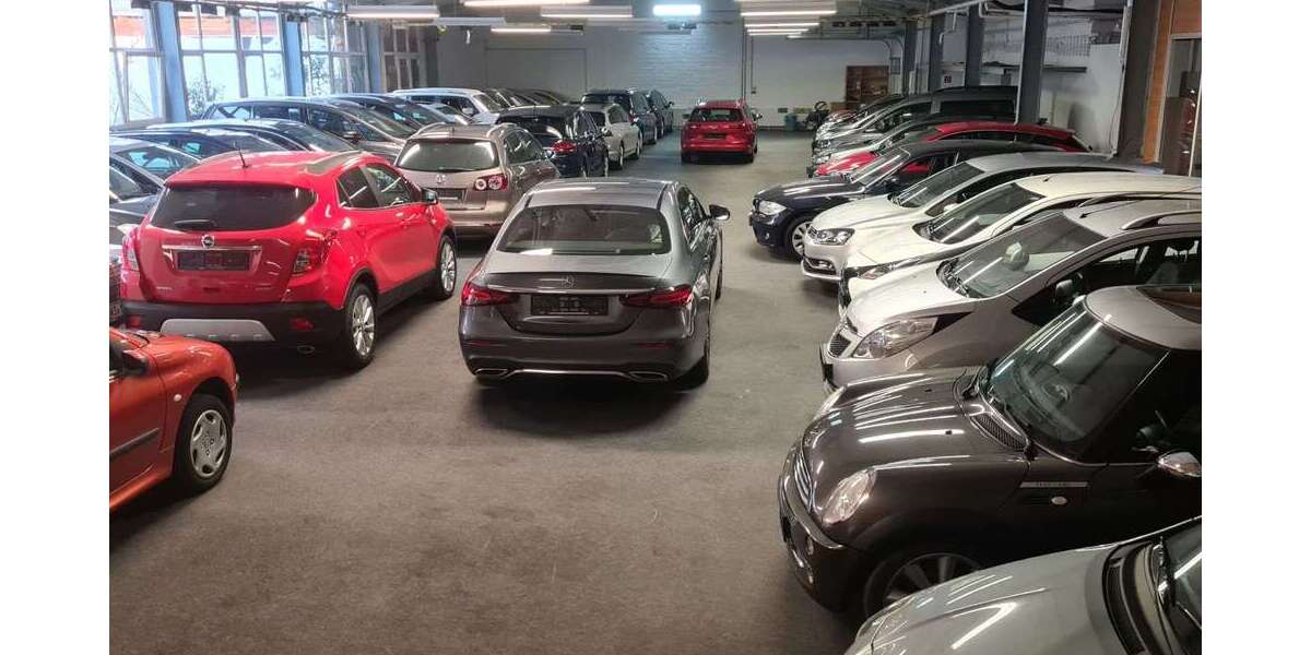 VW Golf 155.000 km 8.900 &euro; Rüsselsheim 65428