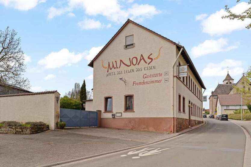 Haus zum Kaufen in Hettenleidelheim 399.000 € 417 m²