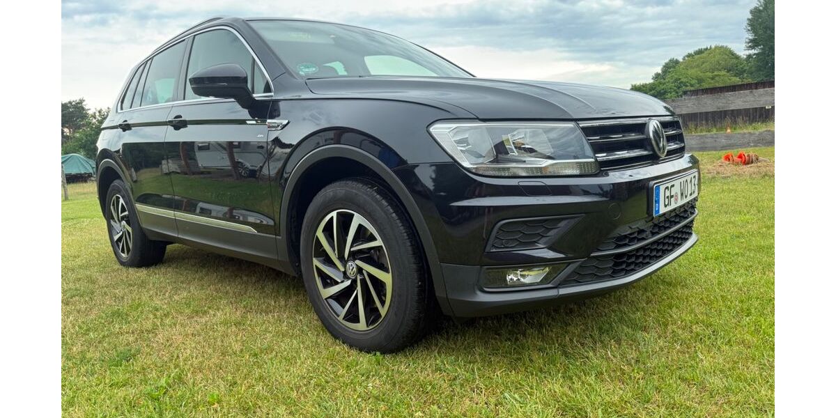 VW Tiguan 44.300 km 21.499 &euro; Rötgesbüttel 38531