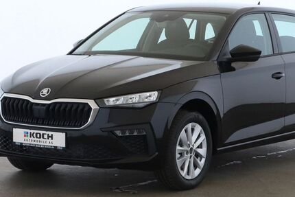 Skoda Scala 10.825 km 22.980 € Berlin 12681