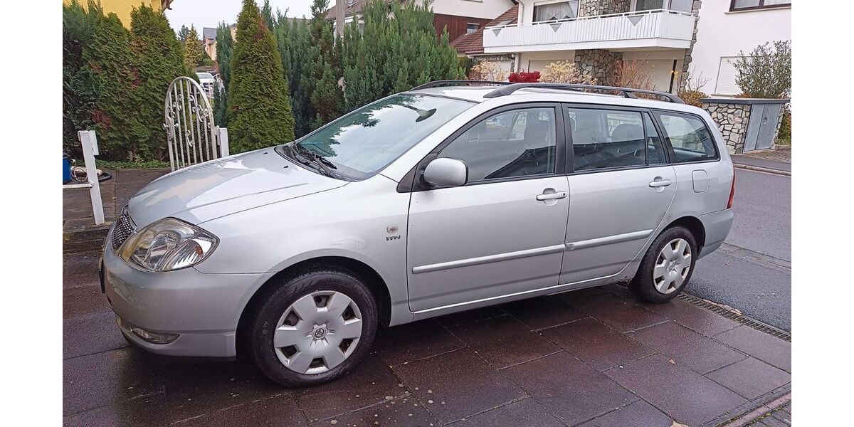 Toyota Corolla 196.000 km 2.990 € Hafenlohr 97840
