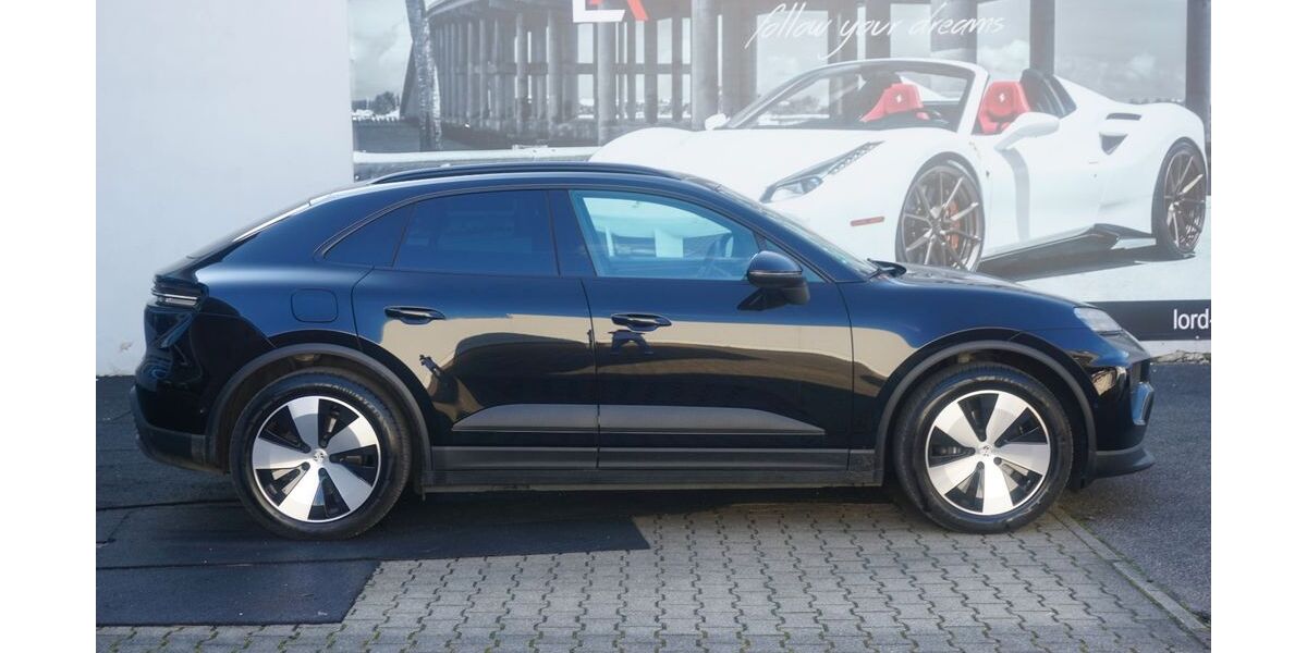 Porsche Macan 9.999 km 70.999 &euro; Stuttgart 70499