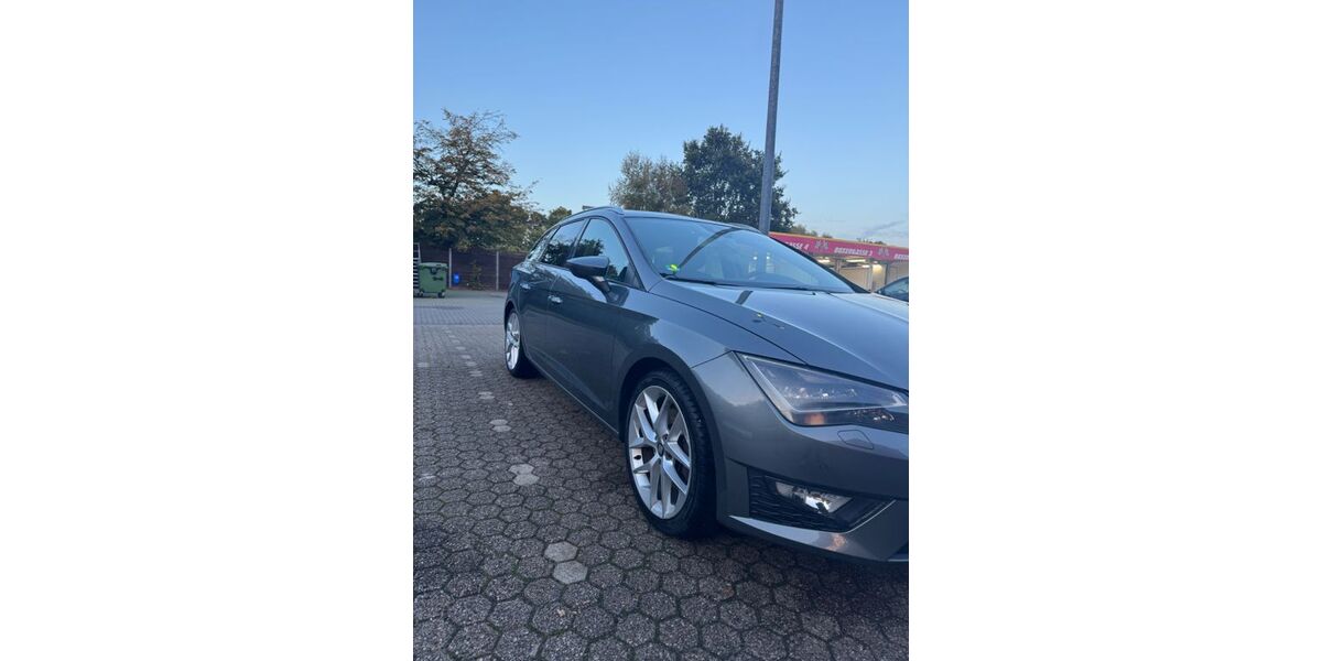 Seat Leon 153.293 km 11.499 &euro; Oldenburg 26133
