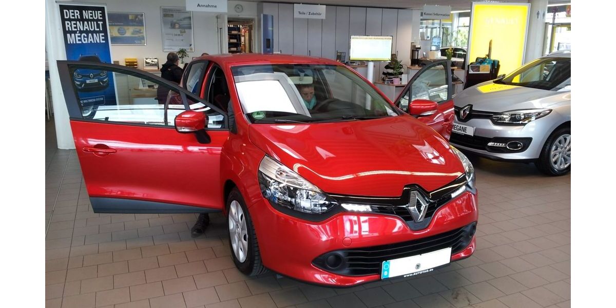 Renault Clio 138.500 km 4.950 &euro; Lützen 06686