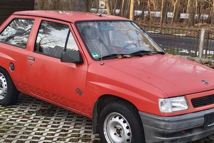 Opel Corsa 56.925 km 1.500 &euro; Hoyerswerda 02977