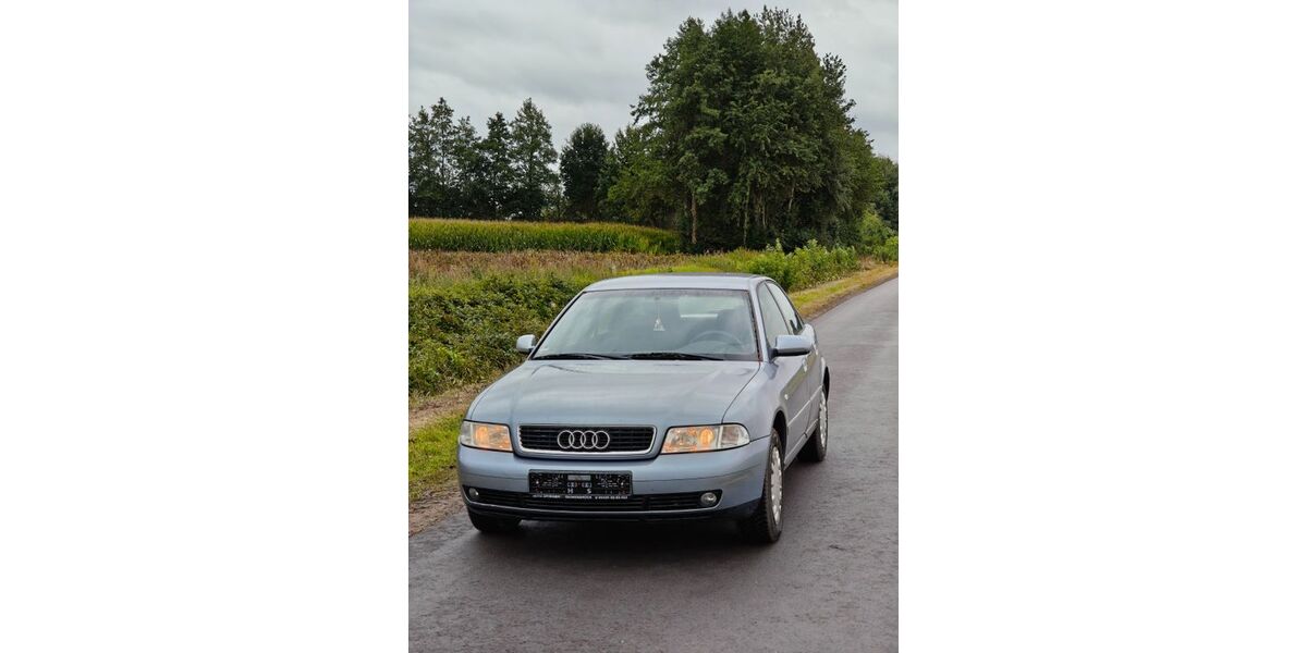 Audi A4 200.300 km 749 &euro; Haren 49733