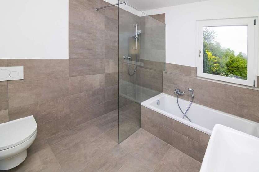 Haus zum Mieten in Pfaffenhofen 2.618 € 156 m²