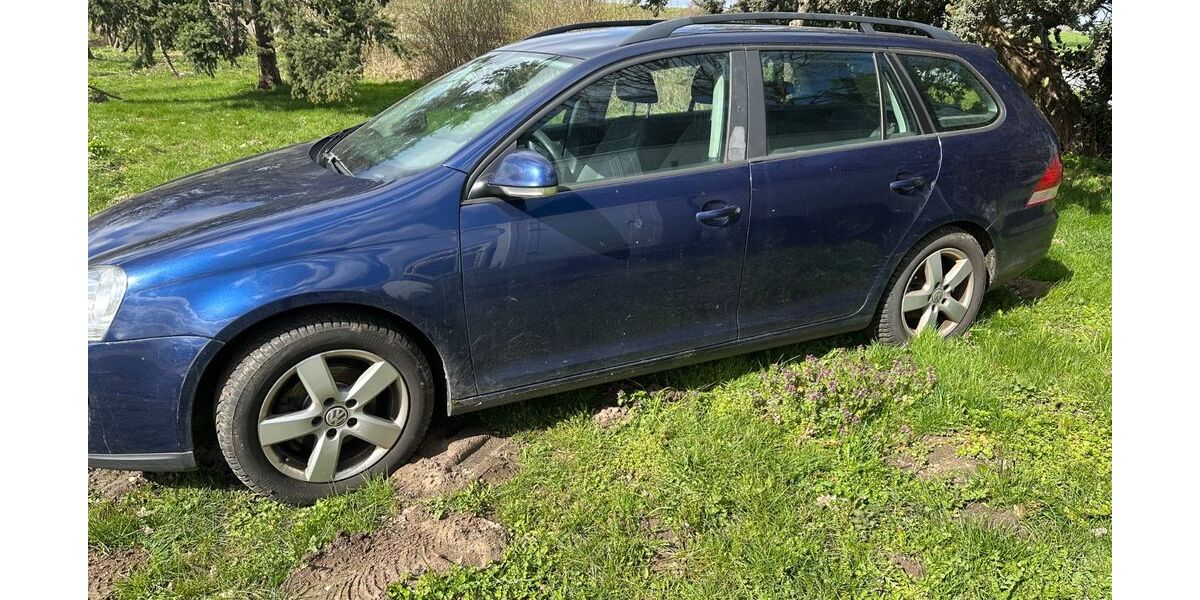 VW Golf 362.043 km 2.500 &euro; Noer 24214