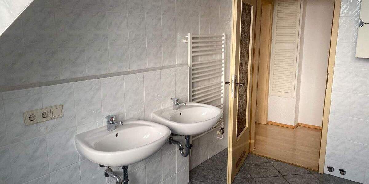 Zimmer Halle (Saale) Damaschkestraße - 2 Zimmer, 55 m&sup2;, 460&euro; | Angebot:26306160