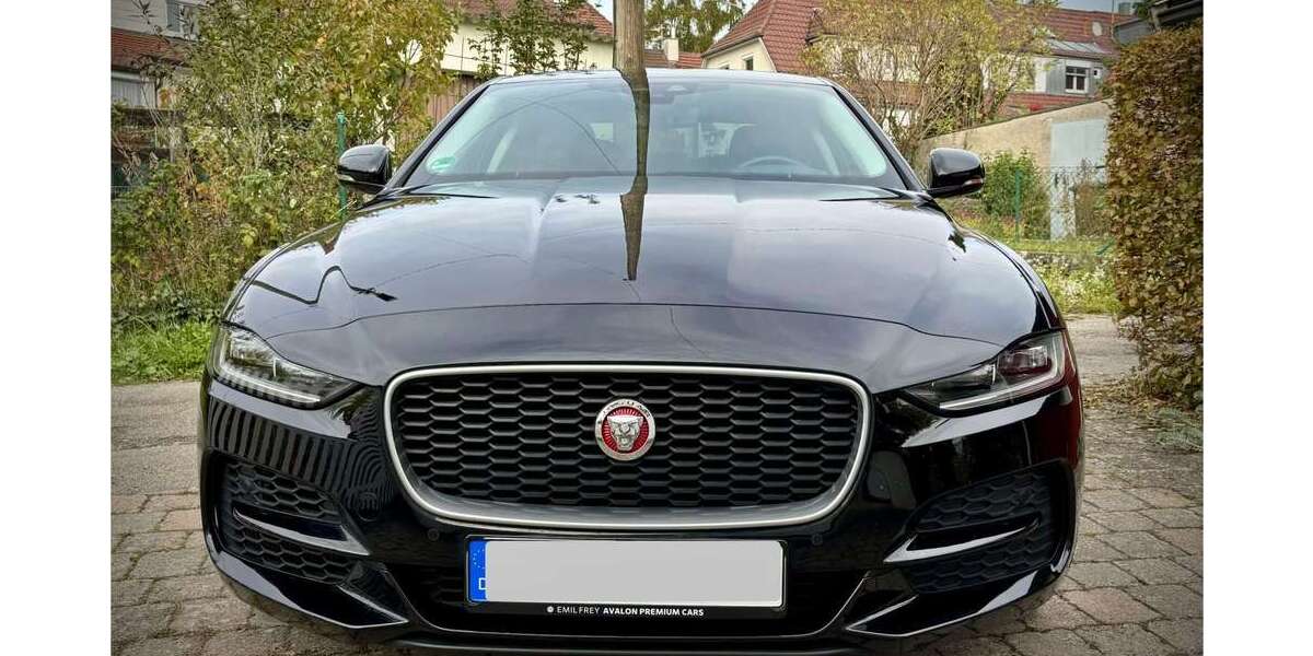 Jaguar XE 49.000 km 29.500 &euro; Stuttgart 70563
