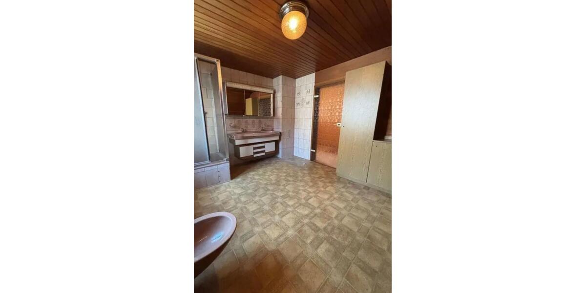 Reihenhaus Eisenberg (Pfalz) - 6 Zimmer, 132 m&sup2;, 299.000&euro; | Angebot:27256416