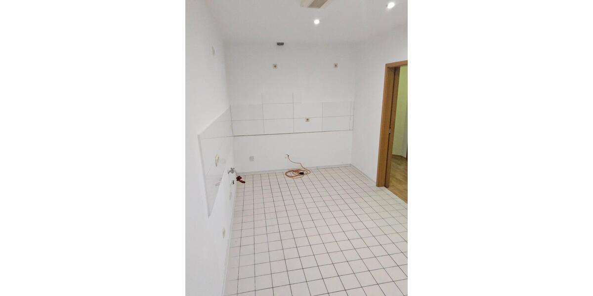 Etagenwohnung Dingelstädt - 2 Zimmer, 82 m&sup2;, 492&euro; | Angebot:25427927