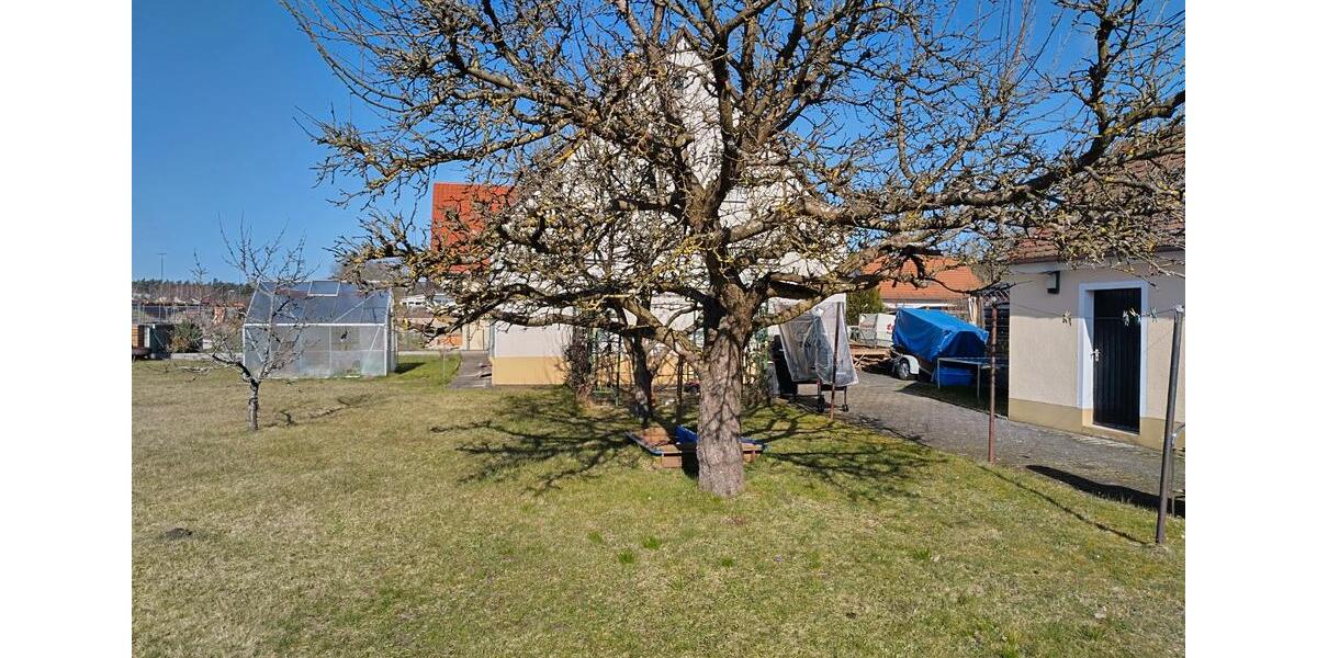 Einfamilienhaus Bodenwöhr - 6 Zimmer, 80 m&sup2;, 500&euro; | Angebot:25994820