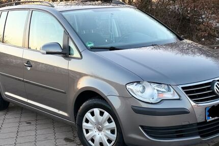 VW Touran 260.000 km 3.990 &euro; Weener 26826