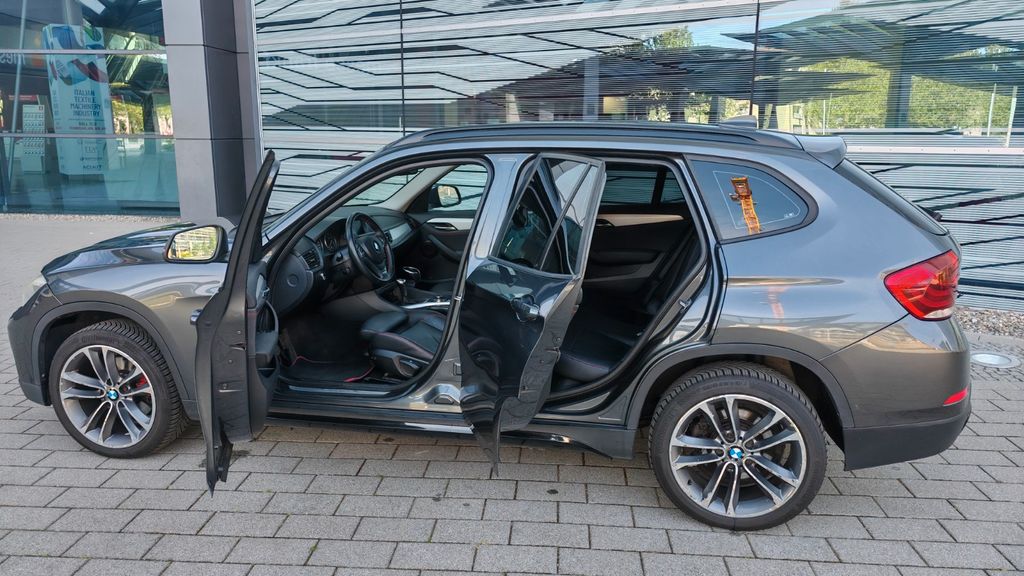 BMW X1 233.000 km 5.999 &euro; Frankfurt am/Main 60389