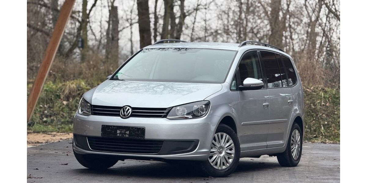 VW Touran 206.159 km 5.490 &euro; Tacherting 83342