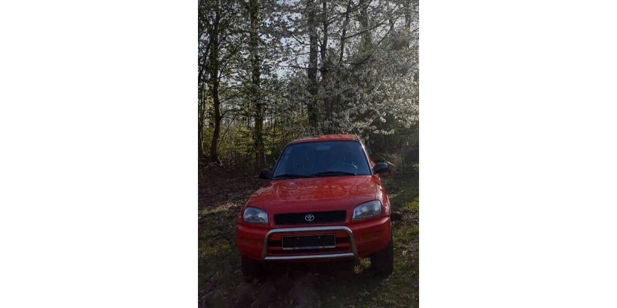 Toyota RAV 4 153.000 km 8.850 &euro; Hagenow 19230