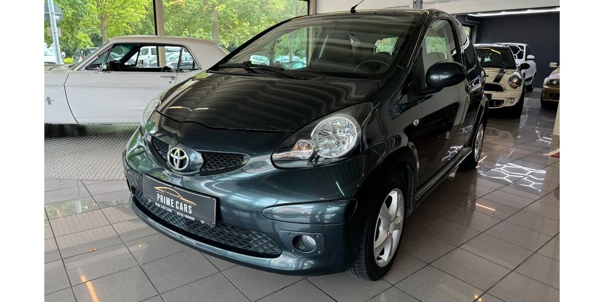 Toyota Aygo (X) 135.000 km 3.299 &euro; Löhne 32584