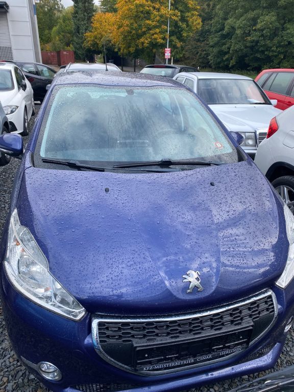 Peugeot 208 173.513 km 2.949 € Lüdenscheid 58515
