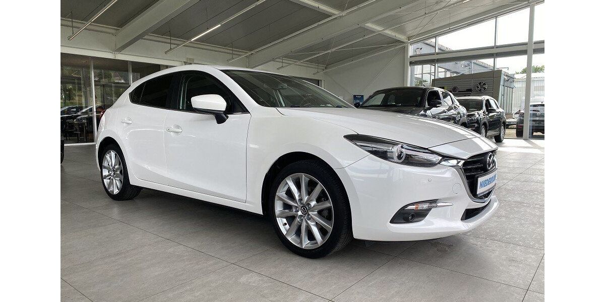 Mazda 3 115.000 km 13.990 &euro; Rinteln 31737