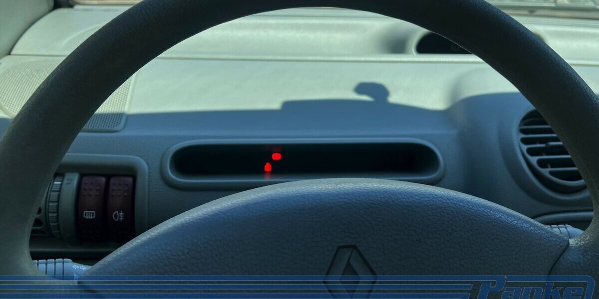 Renault Twingo 1.2 Liberty*Falt-Dach*4-Sitz*11/25TÜV*2-E 174.613 km 990 &euro; Berlin 13187