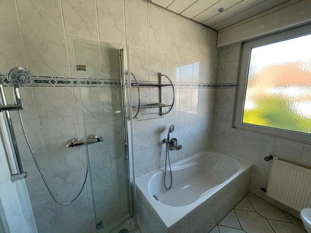 Bungalow Homberg (Efze) - 8 Zimmer, 170 m&sup2;, 365.000&euro; | Angebot:27121035
