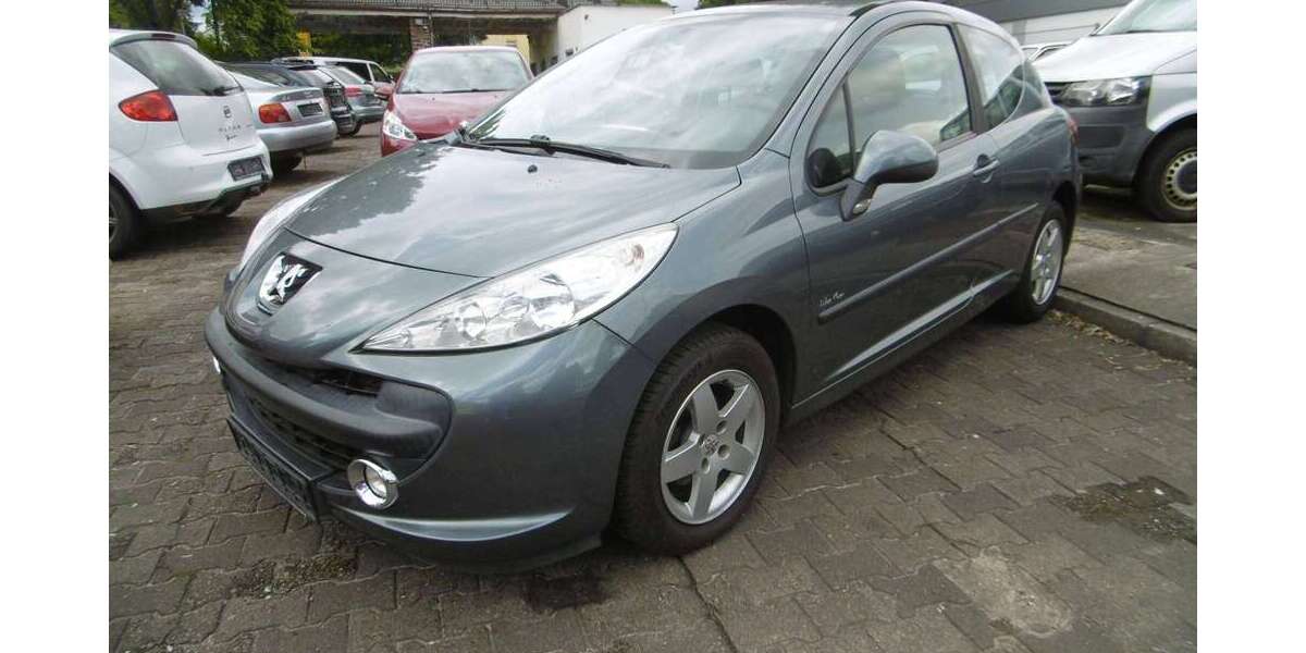 Peugeot 207 163.300 km 1.990 &euro; Döbeln 04720