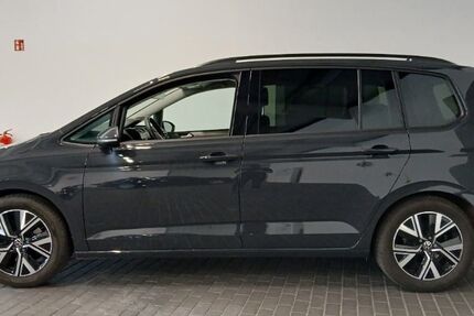 VW Touran 19.100 km 30.000 &euro; Greiz 07973