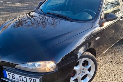 Alfa Romeo 147 153.000 km 3.898 &euro; Butzbach 35510