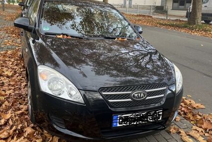 Kia ceed / Ceed 202.000 km 2.100 &euro; Osnabrück 49090