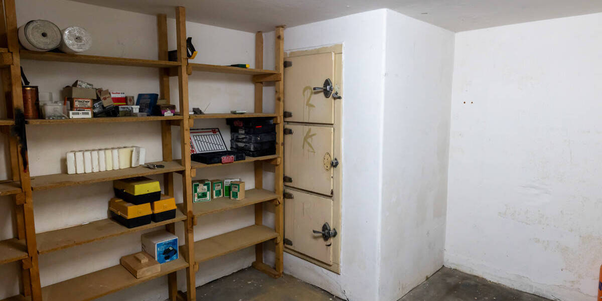 Etagenwohnung Ganderkesee Neuenlande - 6 Zimmer, 145 m&sup2;, 149.000&euro; | Angebot:23960266