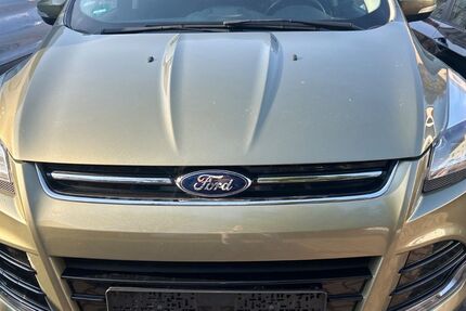 Ford Kuga 198.000 km 7.900 &euro; zwickau 08064