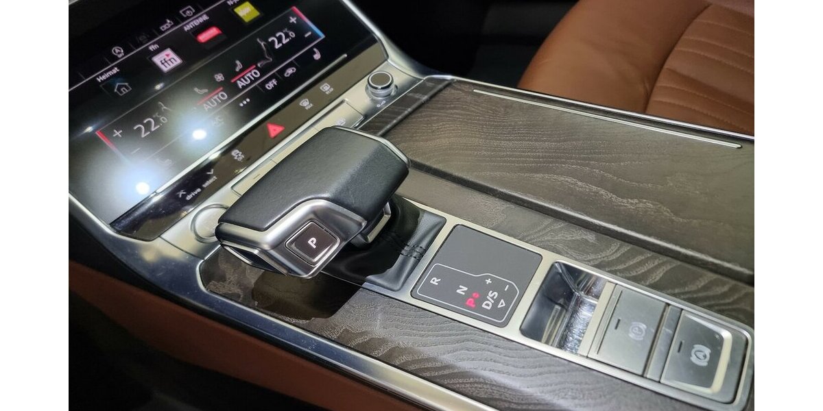 Audi A6 35 TDI LED AHK Navi Pano Leder Kamera 122.300 km 27.900 &euro; Garrel 49681