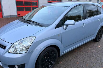 Toyota Corolla Verso 135.000 km 6.990 &euro; Rathenow 14712