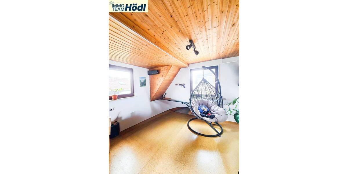 Einfamilienhaus Reutlingen Rommelsbach - 9 Zimmer, 154 m&sup2;, 349.000&euro; | Angebot:26029302