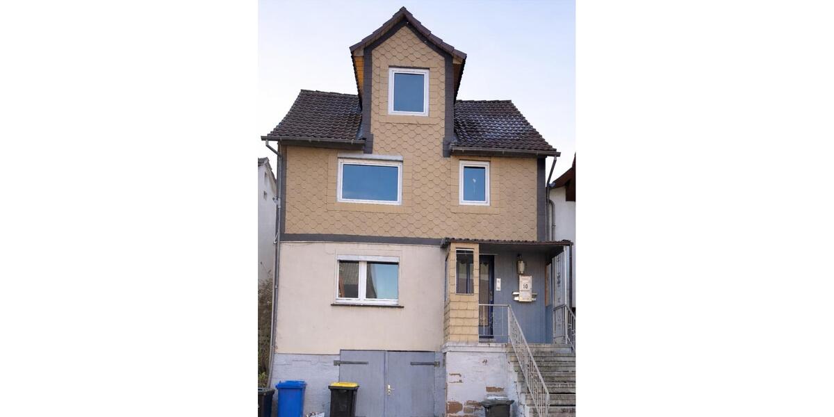 Einfamilienhaus Borken (Hessen) - 6 Zimmer, 160 m&sup2;, 98.000&euro; | Angebot:26939677