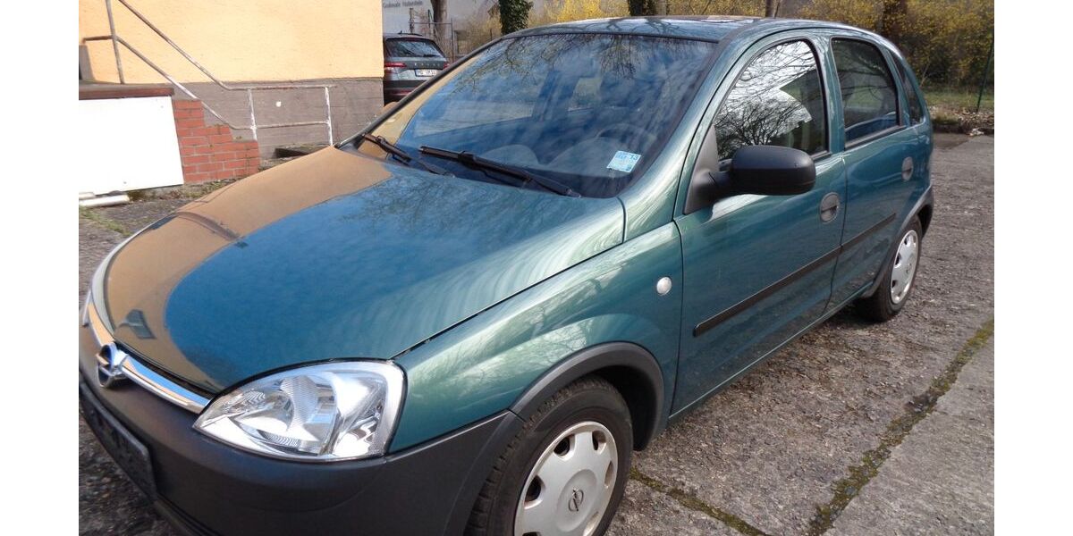 Opel Corsa 140.686 km 880 &euro; Magdeburg 39110