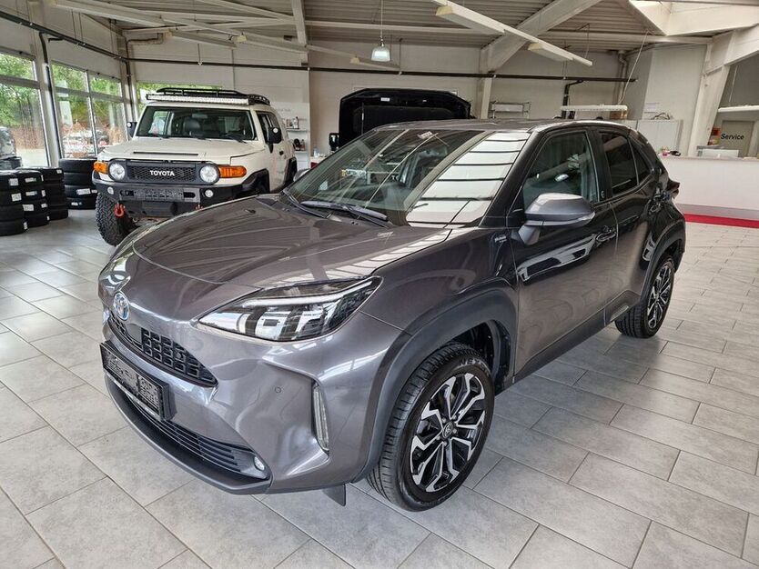 Yaris