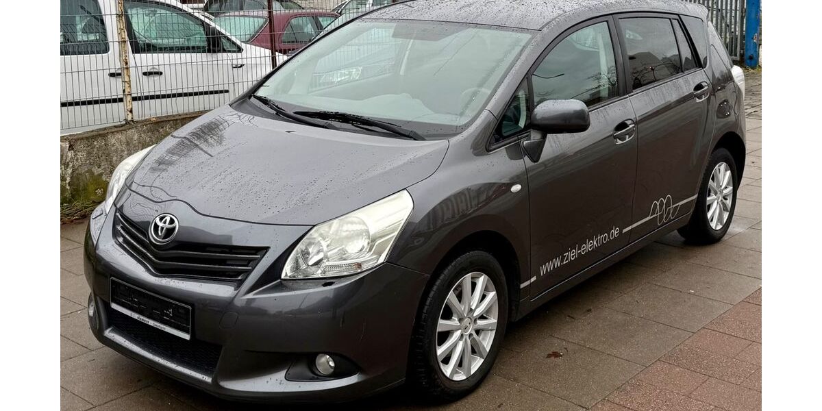 Toyota Verso 188.000 km 6.750 &euro; Hamburg 20097