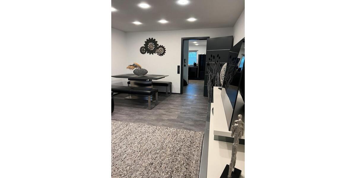 Moderne 3 -Zimmer-Wohnung mit Balkon in Heubach in zentraler Lage zimmer