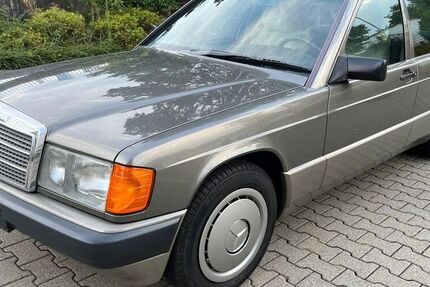 Mercedes 190