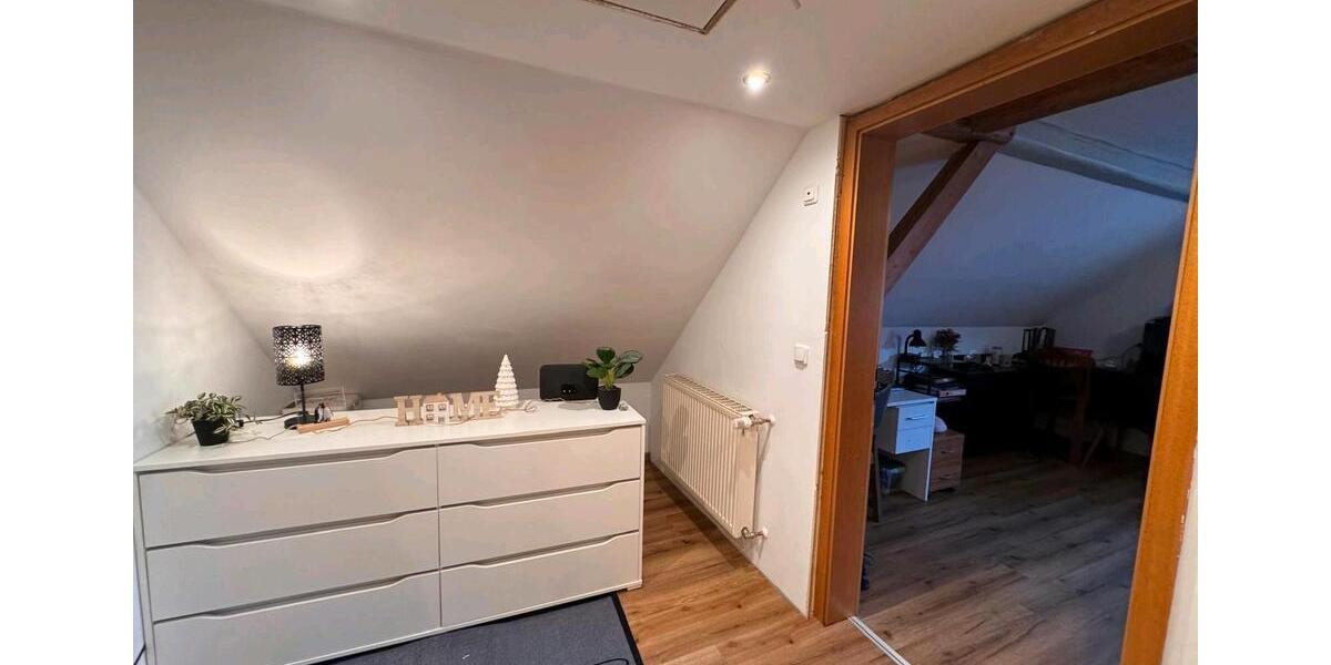 Dachgeschoßwohnung Lauterbach (Hessen) - 2 Zimmer, 60 m&sup2;, 520&euro; | Angebot:26321001