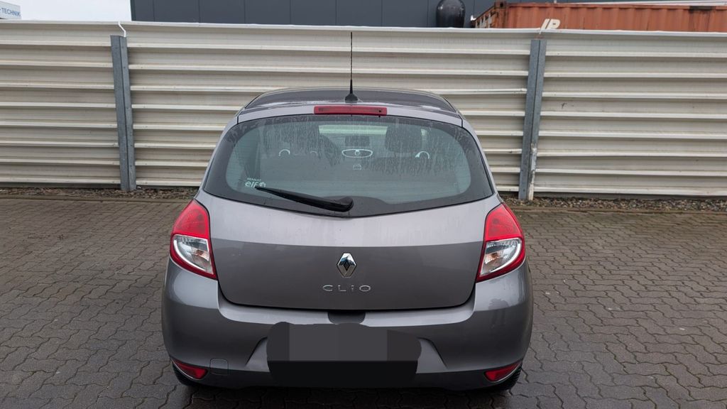 Renault Clio 280.000 km 1.900 &euro; Wolfenbüttel 38304